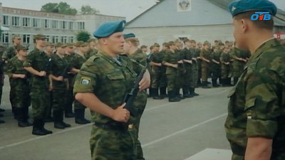 Герою РФ Андрею Мосину открыли мемориальную доску