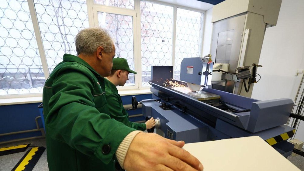 Техникумы и колледжи в Челябинской области востребованы больше вузов