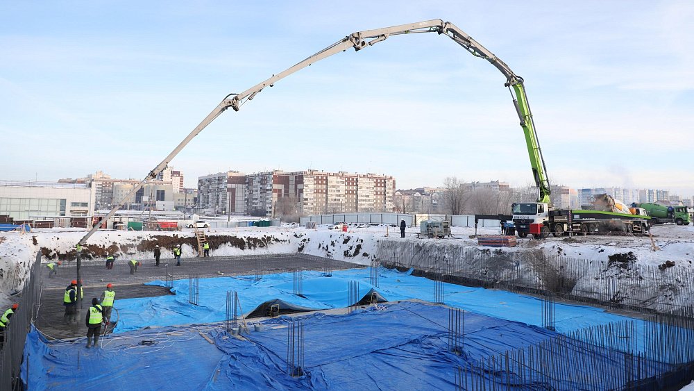 В Магнитогорске на 60% залит фундамент будущего ФОКа с олимпийским бассейном