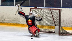 Ветераны СВО Челябинской области пробуют свои силы в следж‑хоккее