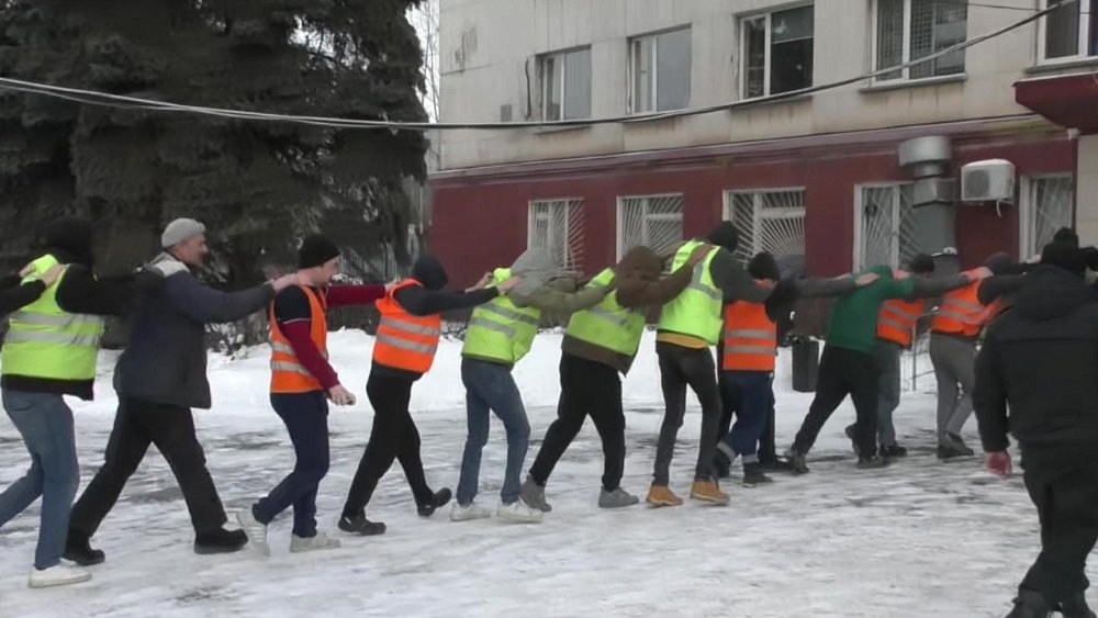 Рейд по нелегалам провели на складе бытовой техники в Челябинске