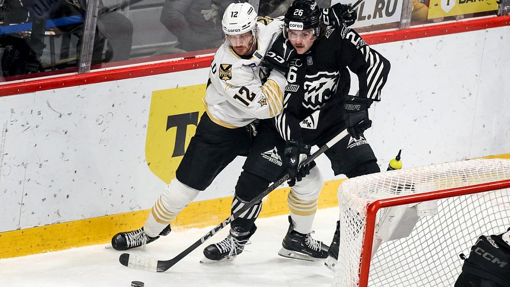 Логан Дэй принес победу «Трактору» в матче с «Адмиралом» в чемпионате КХЛ