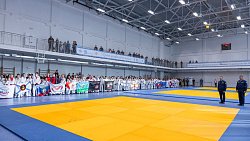 В Челябинске провели турнир по рукопашному бою в честь погибших на СВО летчиков