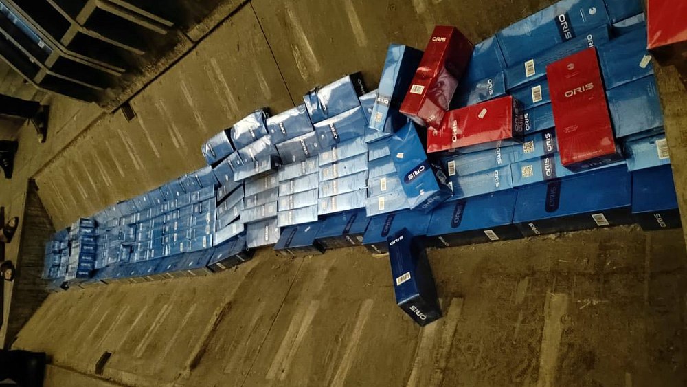 В Троицке иностранца осудили за контрабанду табака