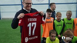 В Челябинске запустили крытый футбольный манеж на стадионе «Сигнал»