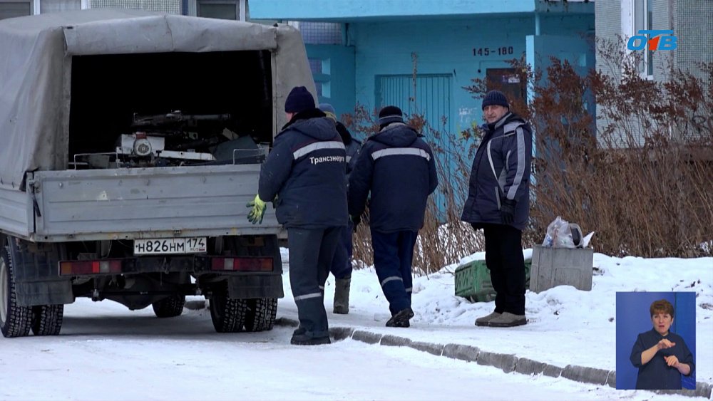 В Снежинске проводят замену лифтов
