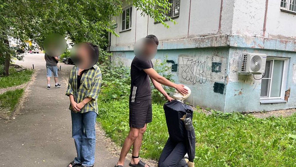 В Челябинске судят троих мужчин, похитивших девушку