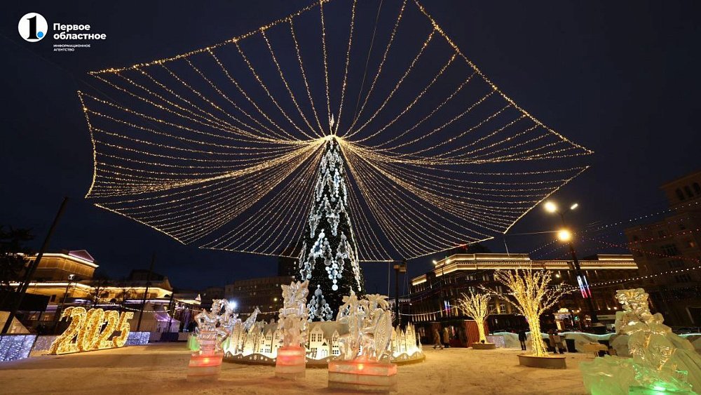 Ледовый городок «Остров сокровищ» в Челябинске закрыли из‑за плюсовых температур