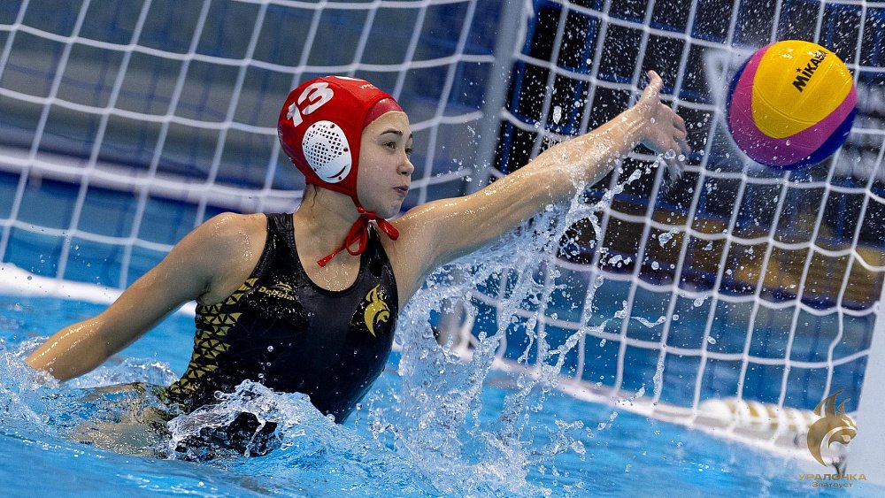Ватерполистки «Уралочки» дважды победили лидера чемпионата России
