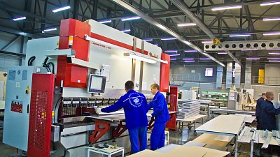 Миасский завод увеличил объемы выпуска медоборудования с помощью господдержки