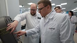Алексей Текслер ознакомился с передовыми технологиями ульяновских приборостроителей