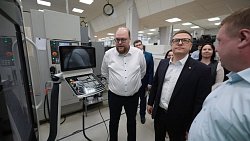Алексей Текслер ознакомился с передовыми технологиями ульяновских приборостроителей