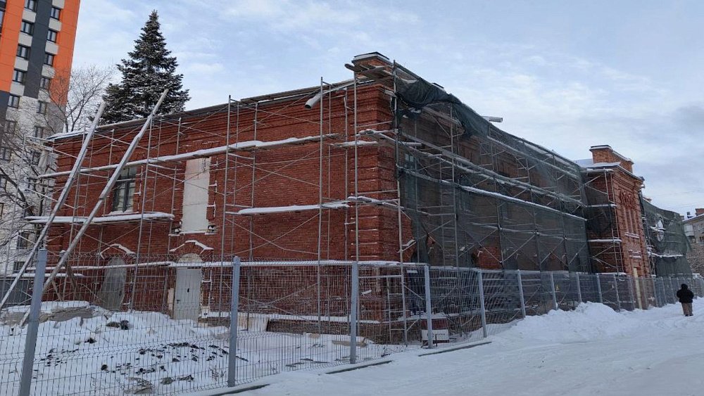 Бывшие казармы и штаб на улице Монакова в Челябинске отремонтируют к 2027 году