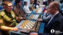 В Челябинске открыли шахматный клуб чемпиона мира Сергея Карякина