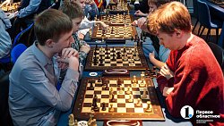 В Челябинске открыли шахматный клуб чемпиона мира Сергея Карякина