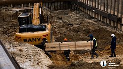 В Челябинске продолжается работа по созданию стартового котлована метротрама