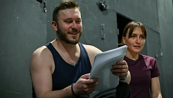 В год Змеи в Камерном театре Челябинска завелась «Гадюка»