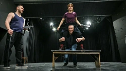 В год Змеи в Камерном театре Челябинска завелась «Гадюка»