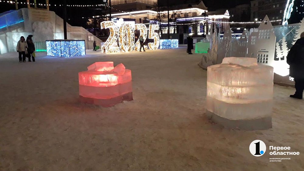 В челябинском ледовом городке убрали часть фигур