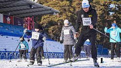 Около 7000 челябинцев вышли на старт «Лыжни России — 2025»