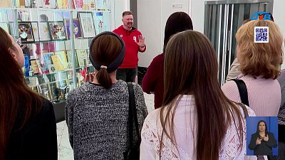 Зрителям кукольного театра показали закулисье