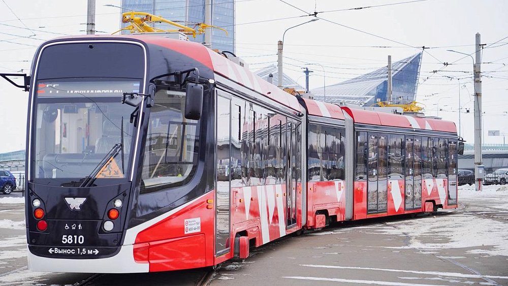 Троллейбусы и трамвай из Челябинской области вышли на маршруты в Санкт‑Петербурге