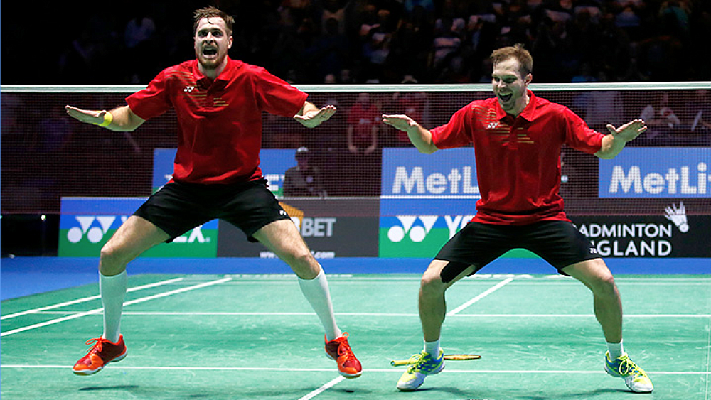 Танцевал хака, обидел японцев — все, что нужно знать о новом министре спорта