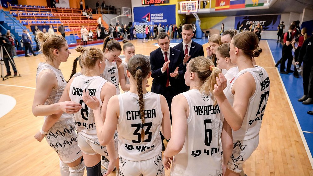 Баскетбольная команда «Славянка‑ЧКПЗ» одержала 14 побед подряд в Высшей лиге