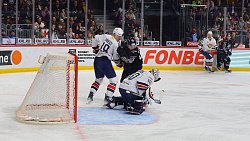 Хоккеисты «Металлурга» взяли реванш у «Трактора» в чемпионате КХЛ