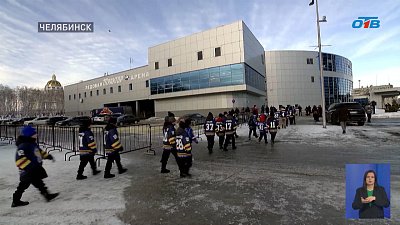 Депутат ЗСО исполнил мечту юных хоккеистов