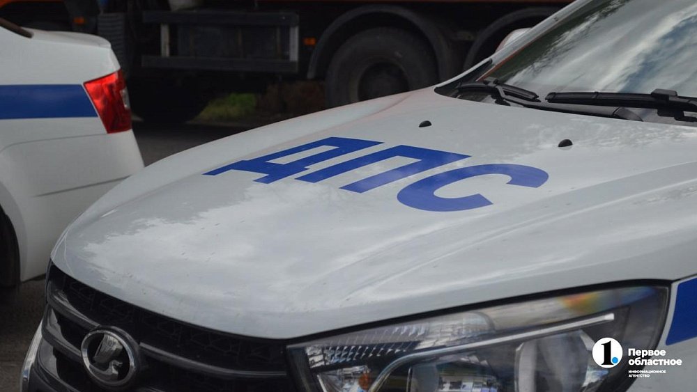 Водитель легковушки погиб в ДТП с фурой на трассе в Челябинской области