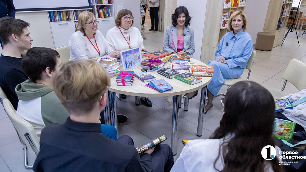 В Челябинской области в подаренные книги вложили отзывы и пожелания