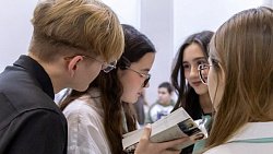 В Челябинской области в подаренные книги вложили отзывы и пожелания