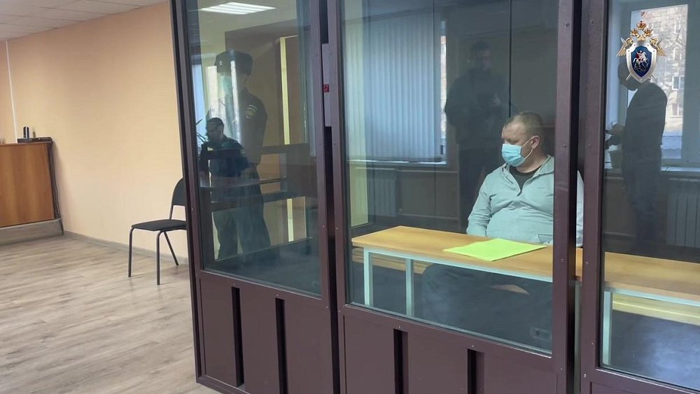 В Челябинске задержанного по делу о взятке начальника отделения ГАИ отправили в СИЗО