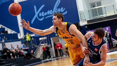 Баскетбольный клуб «Металлург» проиграл восемь матчей подряд в Суперлиге