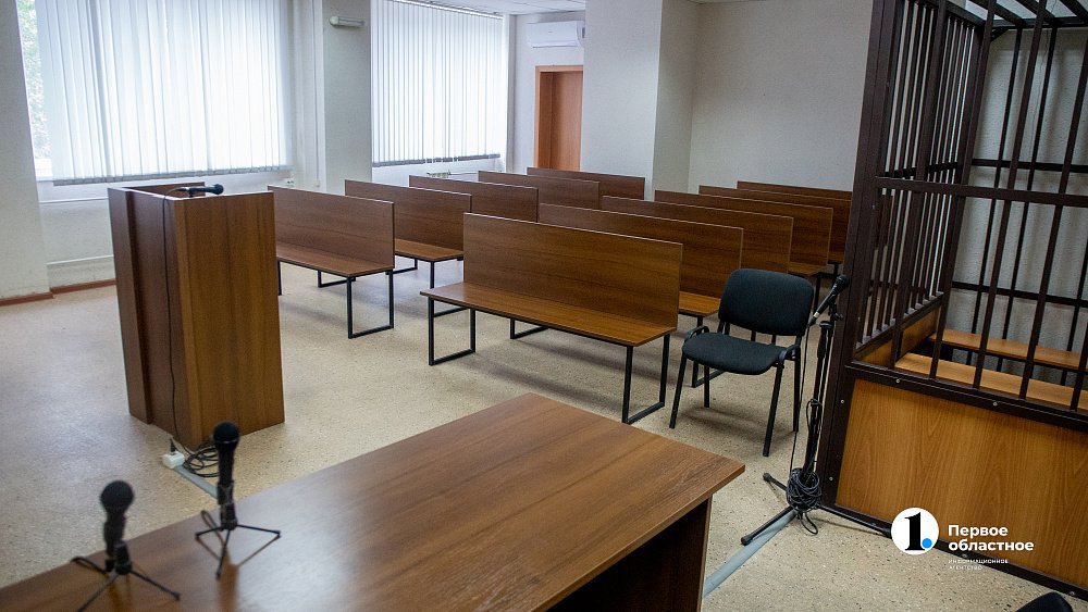 В Челябинске экс‑заместителю начальника налоговой и его отцу вынесли приговоры по делу о взятке