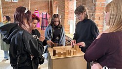 Старинная оболочка — современные смыслы. Как челябинские художники возрождают традиционные ремесла