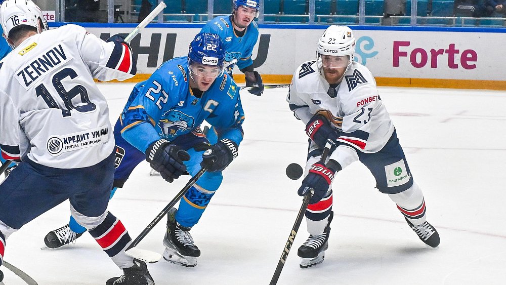 Магнитогорский «Металлург» одержал волевую победу над «Барысом» в Астане