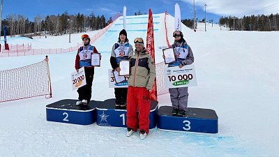 Фристайлистка из Миасса завоевала серебро Кубка России в слоупстайле