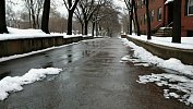 Как ходить в гололед и не упасть