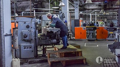 Зарплата в отрасли производства оборудования и станков в Челябинской области выросла на 61%