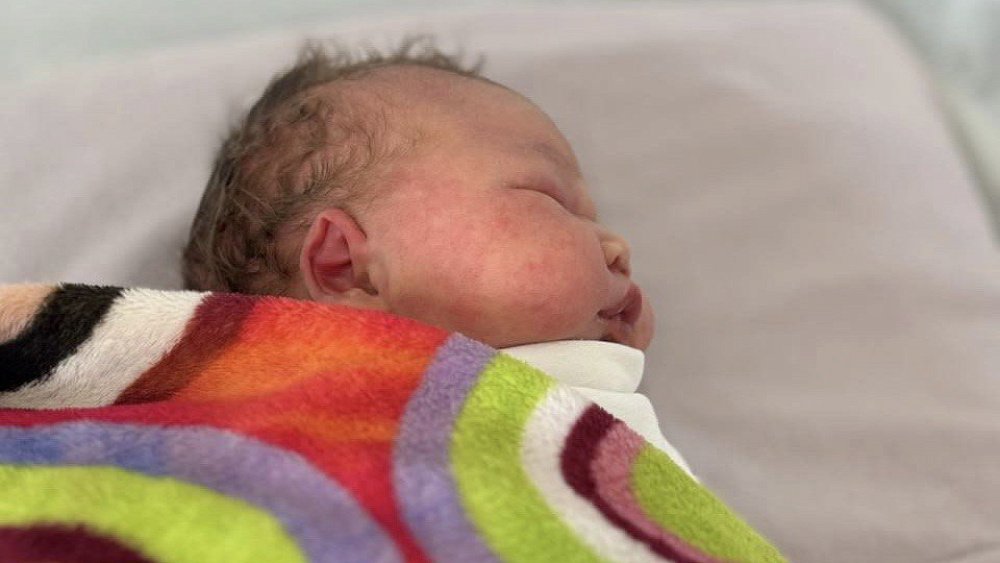 В Челябинске родился малыш‑богатырь весом 5,5 кг