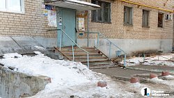 Даже собаки недовольны: дороги и дворы Челябинска сковало гололедом