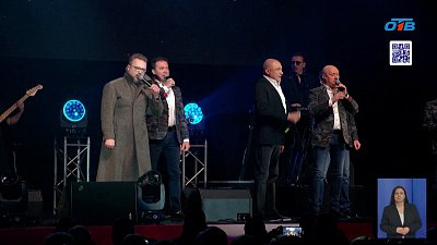 «Сопрано» и «Хор Турецкого» на Южном Урале спели о Великой Победе