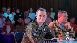 Во время обстрела орали песню «Любэ»: челябинец рассказал о музыкальных буднях на СВО