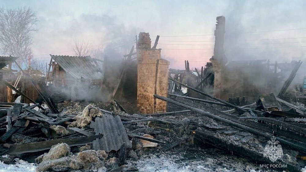 Пожилая женщина погибла при пожаре в Челябинской области