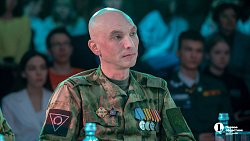 Участник СВО приехал с передовой, чтобы спеть в Челябинске