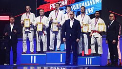 А на десерт финалы — итоги чемпионата России по рукопашному бою в Челябинске