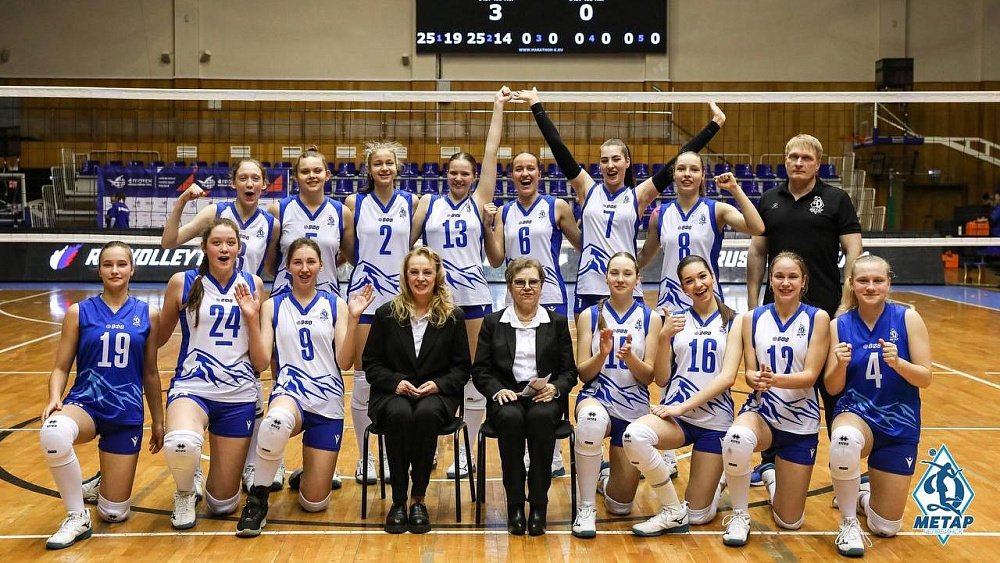 Челябинские волейболистки выиграли первенство России в Анапе