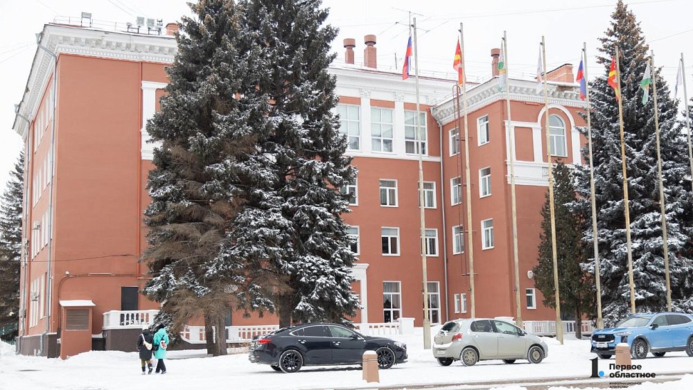 Челябинскому Дворцу пионеров и школьников — 85 лет